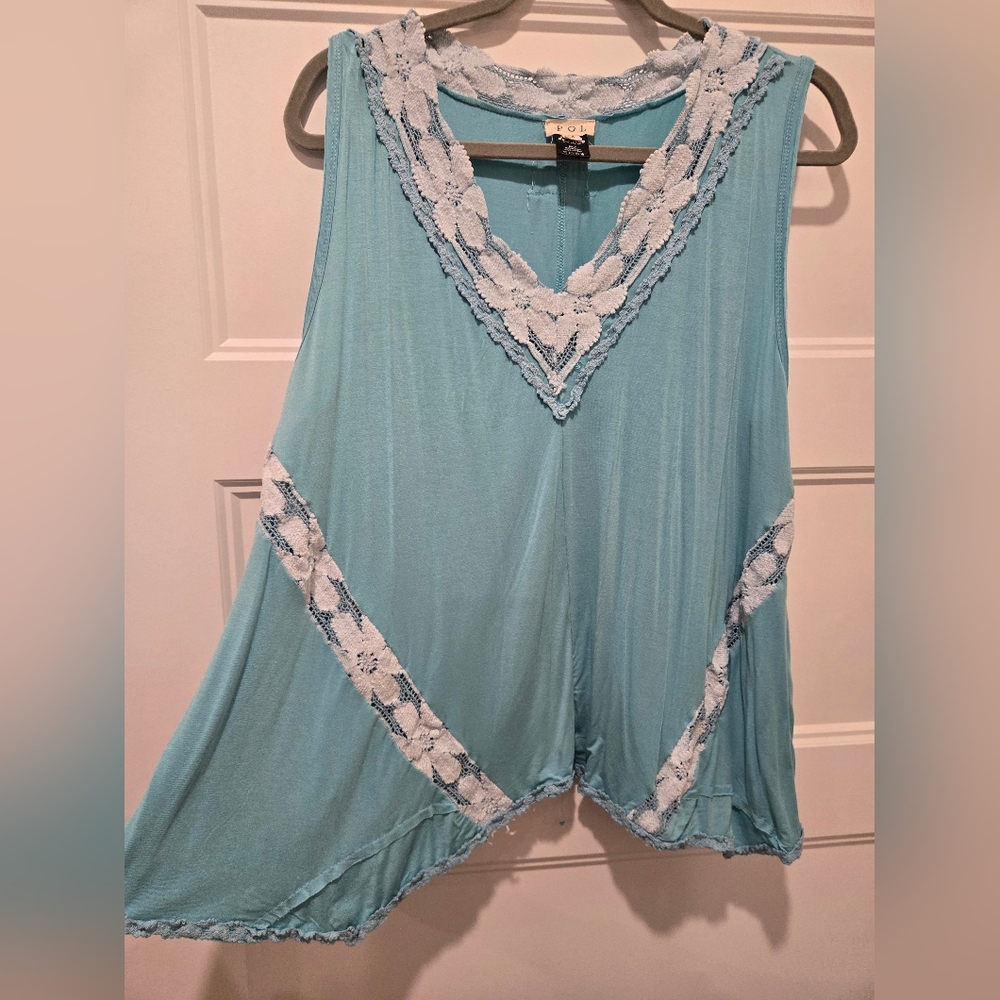 New POL Boho Blue Lace Trim Tank Top